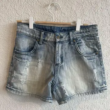 데님 숏팬츠 데미지 가공 미사용 새상품 택 없음