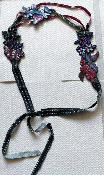 자수 꽃무늬 리본 목걸이 벨트 겸용