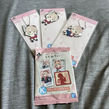 시구레 우이 제일복권 러버 참, 스티커
