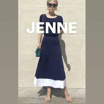 [ 미사용 ] JENNE French 배색 플레어 니트 스커트