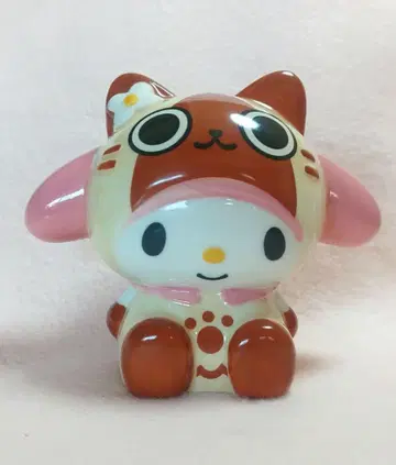 MY MELODY 마이멜로디 몬스터 헌터 콜라보 저금통