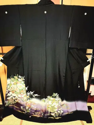 보라색 등나무 꽃무늬 블랙 전통 예복 기모노