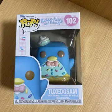 TUXEDOSAM 102 Hello Kitty and Friends