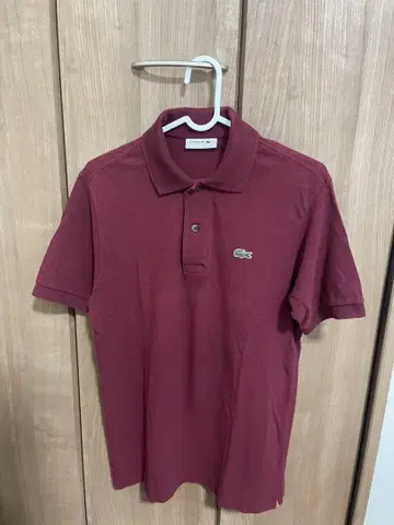 새상품급 LACOSTE 피케 셔츠 사이즈 3