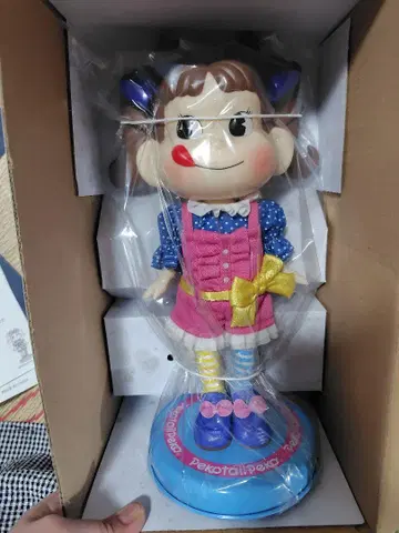페코짱 피규어 약 30cm 스탠드 포함 페일 테코