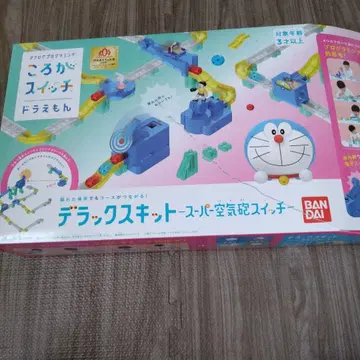디럭스 스위치 도라에몽 BANDAI