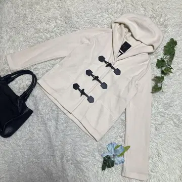 컨디션 최상 다마컬렉션 니트 가디건 화이트 토글 후드 모 7 S