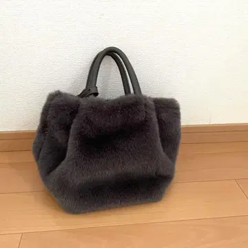 그린 라벨 릴랙싱 퍼 백 다크 그레이