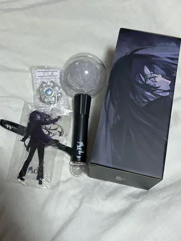 [ Ado ] 응원봉 아크릴 스탠드 vip석 혜택 브로치