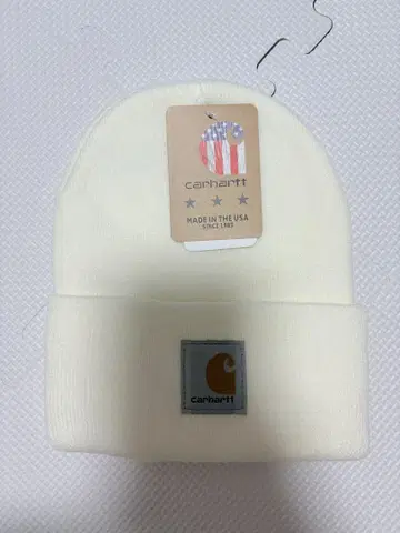 Carhartt 화이트 니트 모자