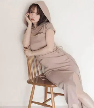 Effie slit dress Pink beige andmary