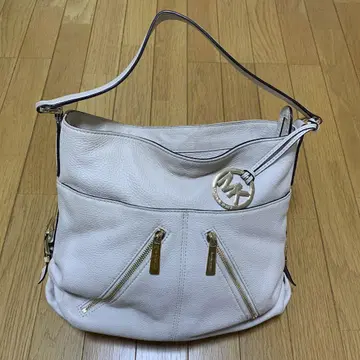 MK 화이트 가죽 핸드백
