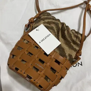 택 포함 새상품 A VACATION ACONE 백