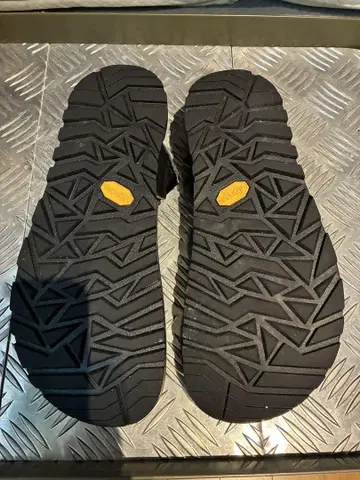 베드락 샌들 Bedrock Sandals carin evo
