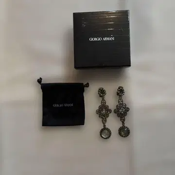 GIORGIO ARMANI 귀걸이