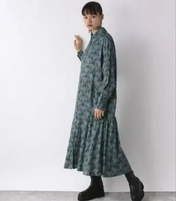 JEANASIS 갈라 컬러 플레어 원피스