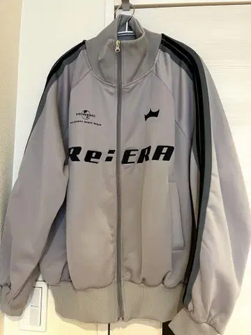 킹프리 Re:ERA 트랙 자켓 S 사이즈