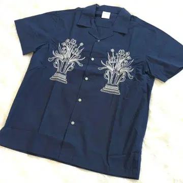 새상품급 BEAUTY&YOUTH UNITED ARROWS 자수 셔츠