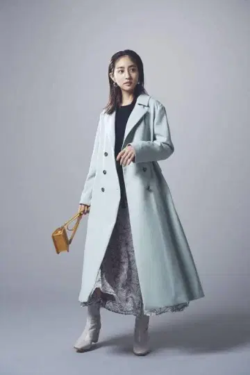 저스길리티 백 볼륨 더블 버튼 코트 민트