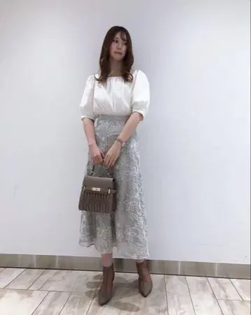 [ Noela ] 플라워 레이스 메쉬 스커트 노엘라