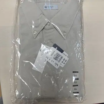 미사용 새상품 universal language 피케 셔츠
