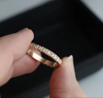 쇼파드 (Chopard) 아이스 큐브 반지