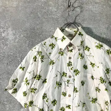 오키나와 이야기 카리유시 웨어 버튼 다운 셔츠 반팔 아이보리 올 패턴