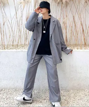 neos 루즈 실루엣 더블 테일러드 셋업