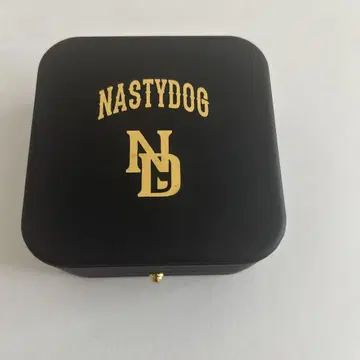 Nasty dog 팔찌