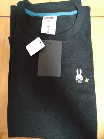 CUNE 시모키타자와 한정판 T셔츠 블랙
