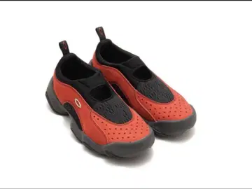 OAKLEY FACTORY TEAM SUEDE FLESH SANDAL