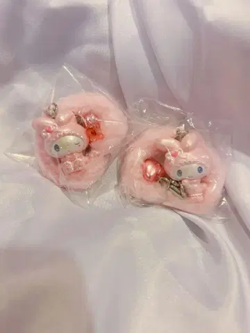 멜로우 살롱 디자인 시크릿 스트랩 마스코트 마이멜로디 2개