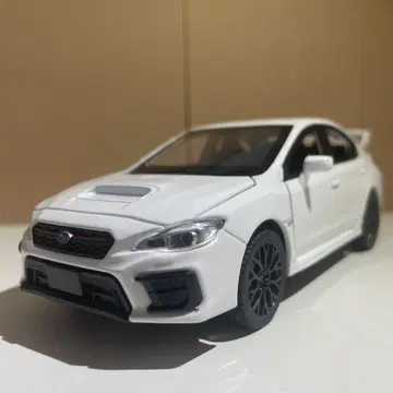 스바루 임프레자 WRX STI VAB 1/32 화이트