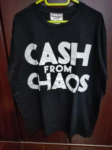 UNFINISHED CASH FROM CHAOS Tshirt Black