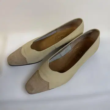 22.5cm 베이지 스웨이드 스틸레토 펌프스 3cm 힐