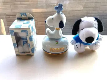 스누피 봉제 인형과 피규어 세트 모음