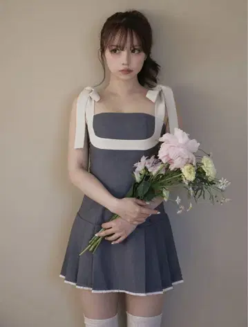 andmary Chuchu pleats ribbon dress