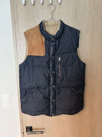 TIGREBROCANTE 티그르브로칸테 리버서블 다운 베스트
