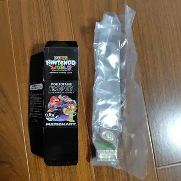 마리오 카트 수집용 트로피 피규어