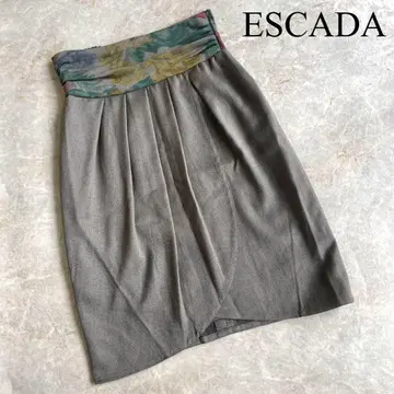 ESCADA 에스카다 울 100% 꽃무늬 턱인 타이틀랩스커트