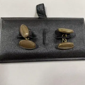 트래디셔널 커프스
