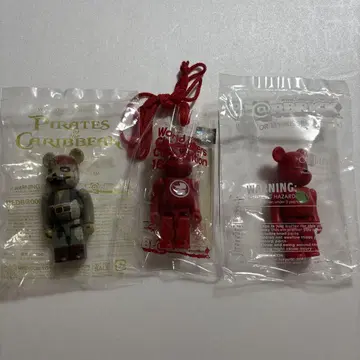 베어브릭 3종 세트