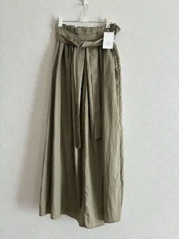 유나이티드 애로우즈 새상품 S 허리 리본 개더 롱 스커트