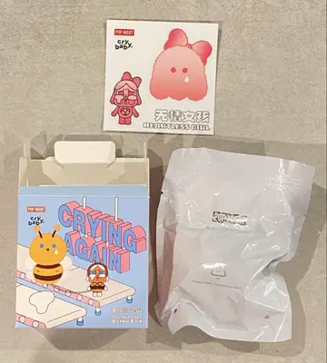POPMART 클라이베이비 crying again 인형 배지