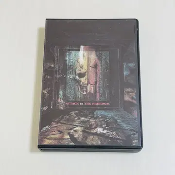 PIERROT ATTACK to THE FREEDOM 라이브 DVD 3장