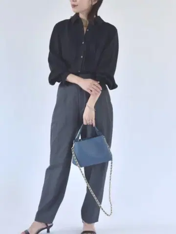 quaranciel 핸섬 테이퍼드 센터 프레스 팬츠