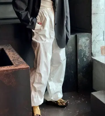 roku snow pants 36
