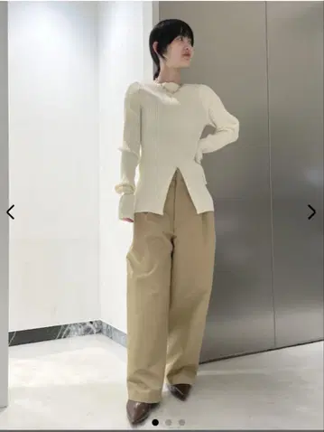 MIESROHE 리브 풀오버