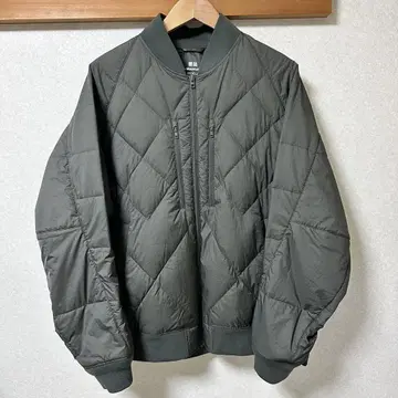 UNIQLO 화이트 마운티니어링 XXL 다운 자켓
