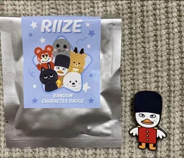 RIIZE 소희 캐릭터 핀 배지